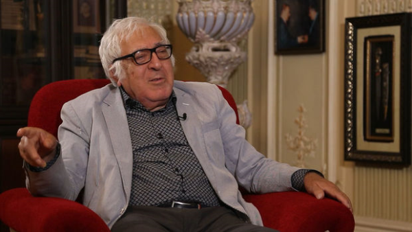 Yazıçı Anar: “Şou-biznesdə elə adamlar var ki, Təhminə onların yanında rahibədir”
